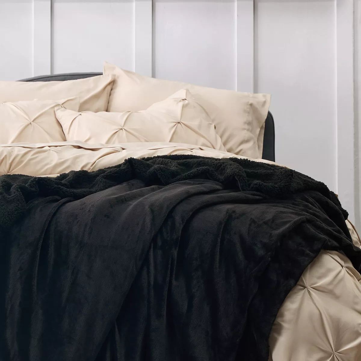 Bedsure Faux Wool Blanket–Solid Color Throw, Ultra Soft and Warm Reversible Blanket for Bed or Couch