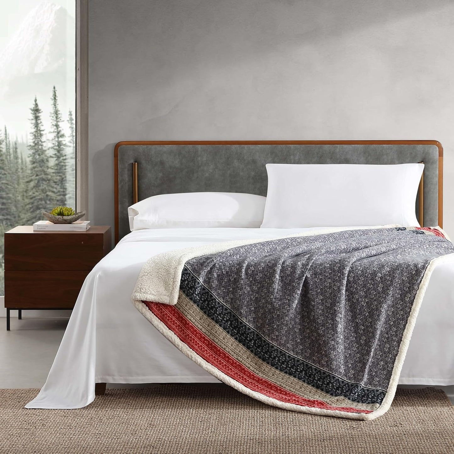 Eddie Bauer - Throw Blanket, Super Soft Reversible Sherpa Bedding, Ideal Christm