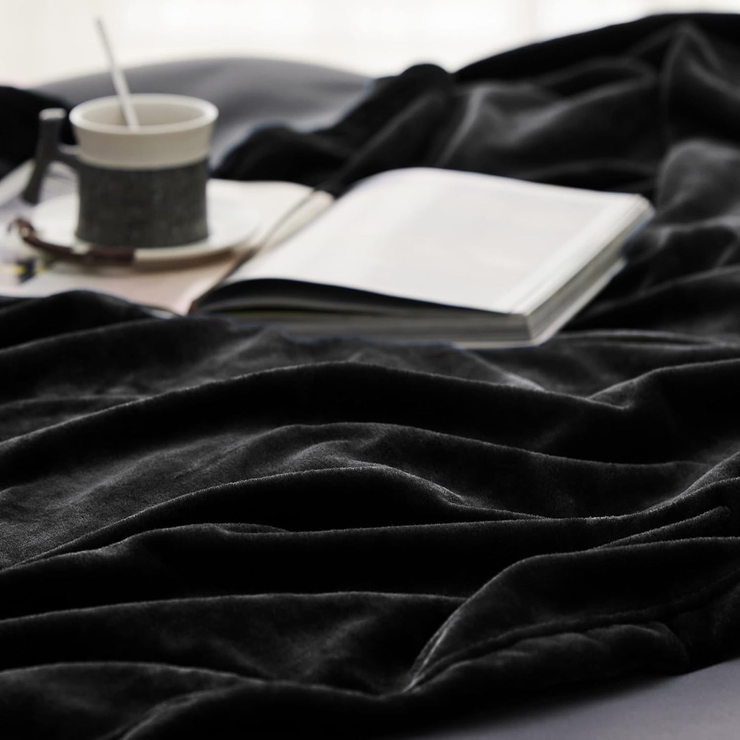 Gentlesoft Fleece Throw Blanket for Couch Black - Lightweight Plush Fuzzy Cozy Soft Halloween Blankets and Throws for Sofa, 50X60 Inches